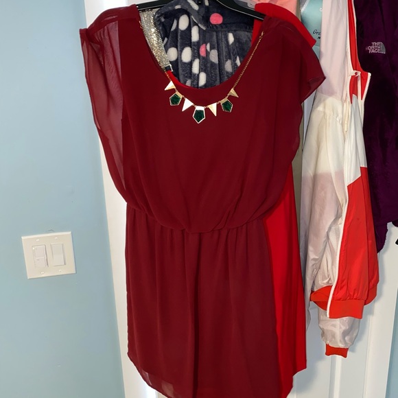 Moroon dress - Picture 1 of 1